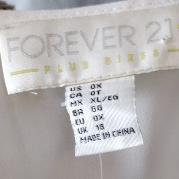 Forever 21 Cream & Black Lace Halter Top / Dress – Women’s Plus Size 0X NWT - Picture 5 of 6